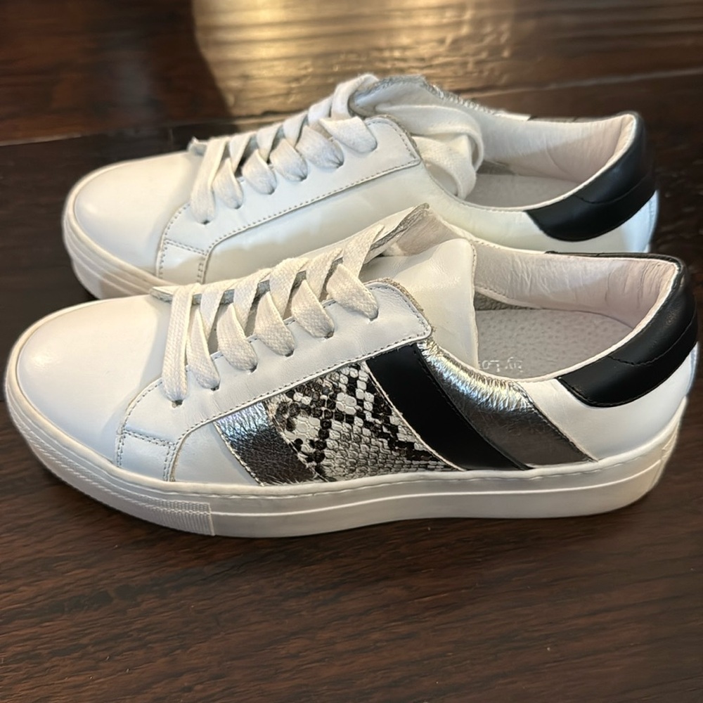 Worn once inside. L'idea by Lori white sneaker with side detail
